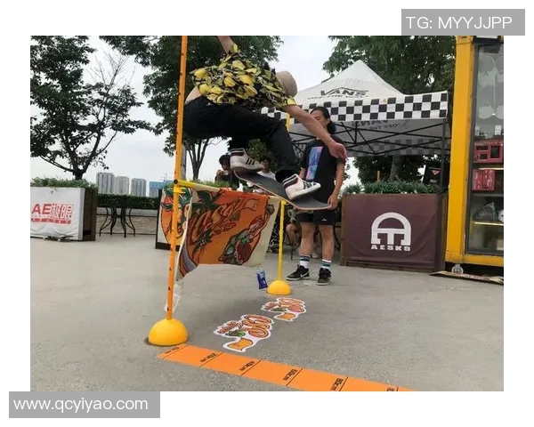 重庆滑板队力压群雄荣登滑板力量排行榜第六名 重庆滑板队力压群雄荣登滑板力量排行榜第六名